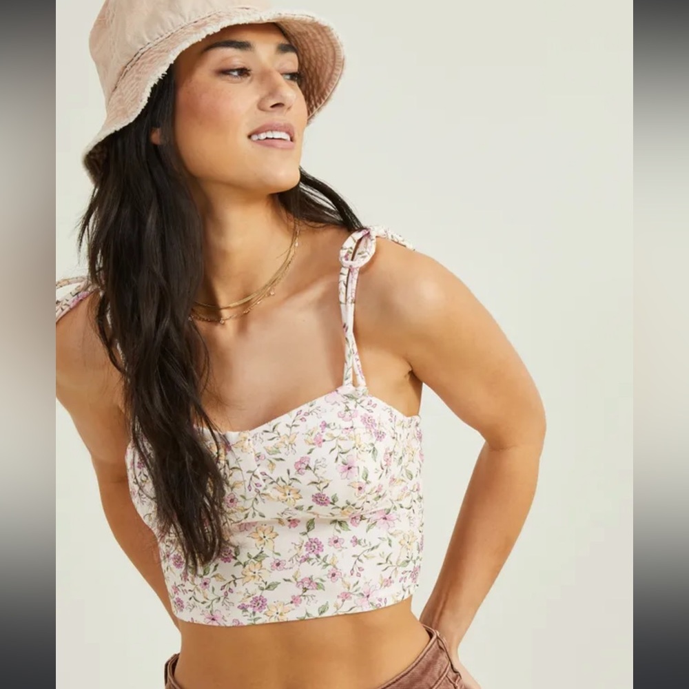 Altard State Top NWT